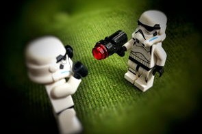 开云电竞-《ApexLegends》“极夜突袭”地图全面升级，战术层出不穷！