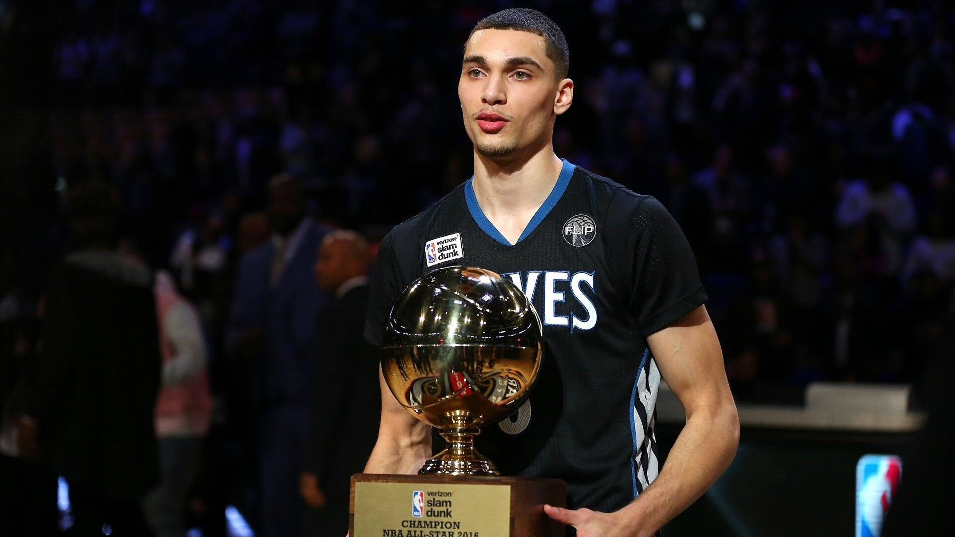 卡扎伊什维利第25球！推射破门，领跑射手榜，冲击金靴榜首，卡尔扎伊现在怎么样